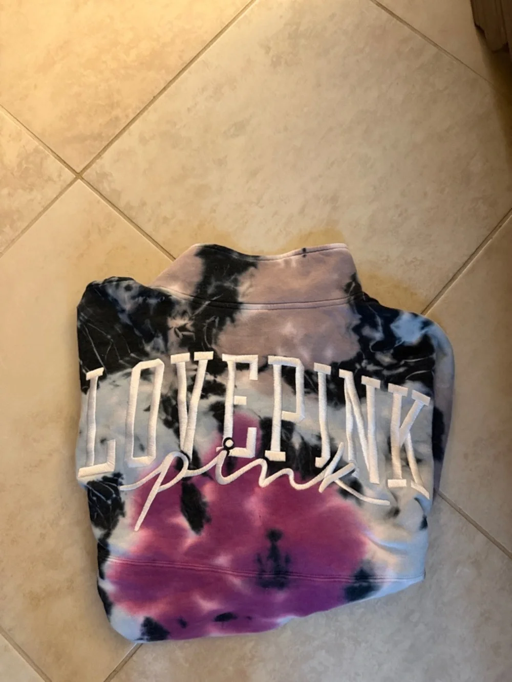 PINK Victoria's Secret Gray and Black Tie-Dye Half-Zip - Picture 4 of 4